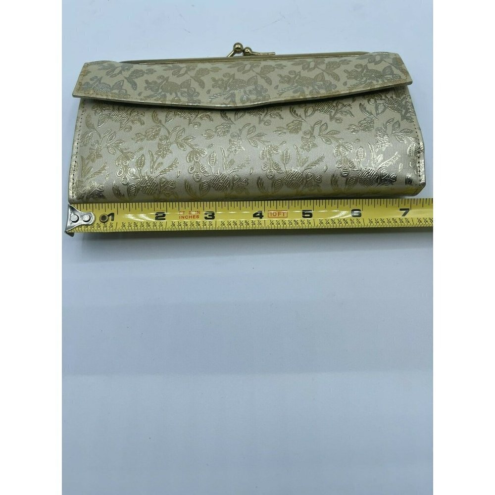 Vintage Mid Century Ladies Gold Floral Amity Wallet - Picture 2 of 5
